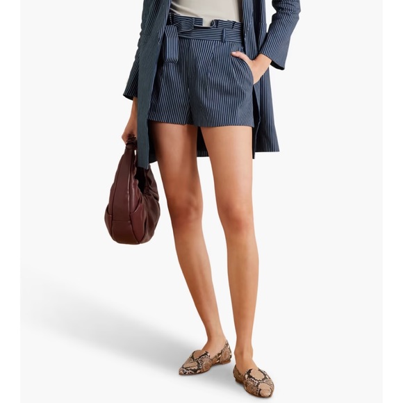 ALICE + OLIVIA Laurine belted striped linen-blend shorts - Picture 6 of 12